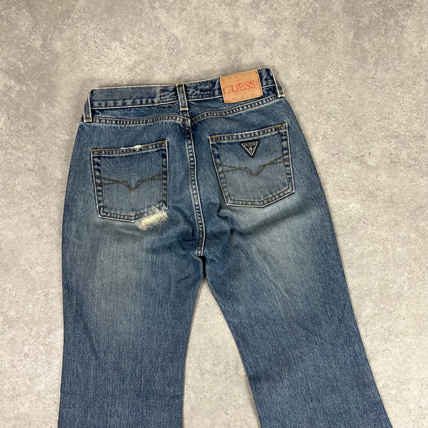 90s GUESS flared jeans w27