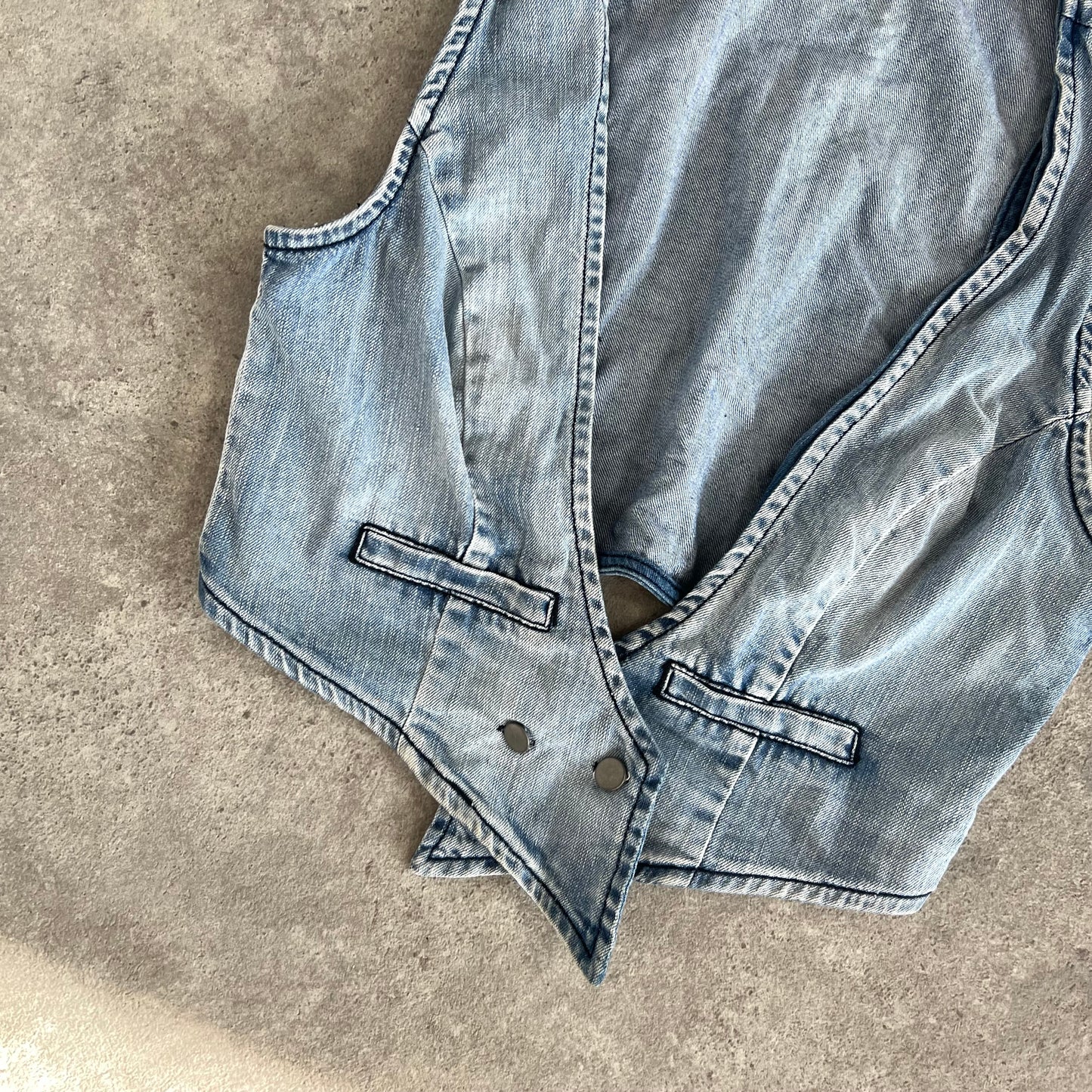 Y2K light wash denim waist coat - Size S