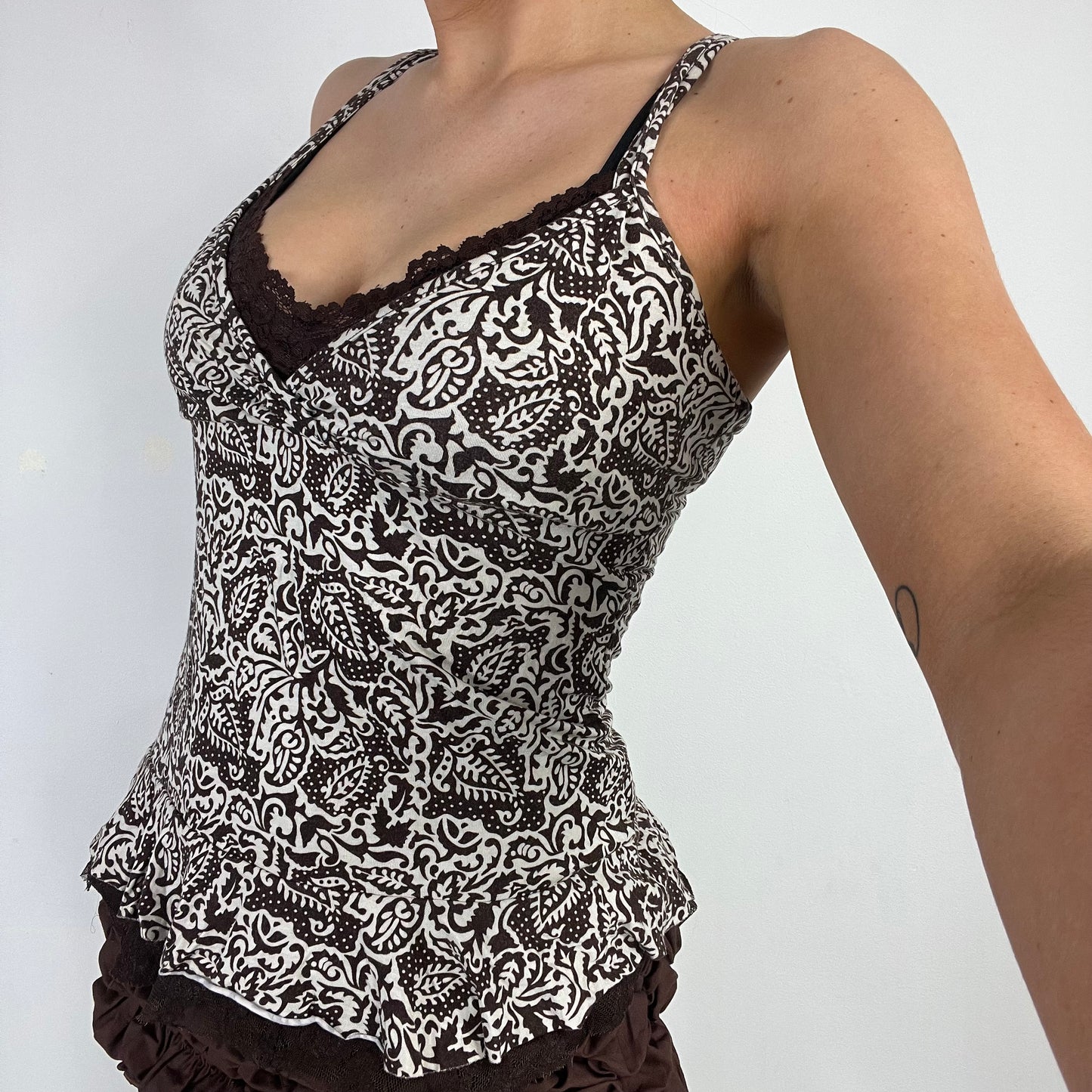 00s brown cami top - Size s