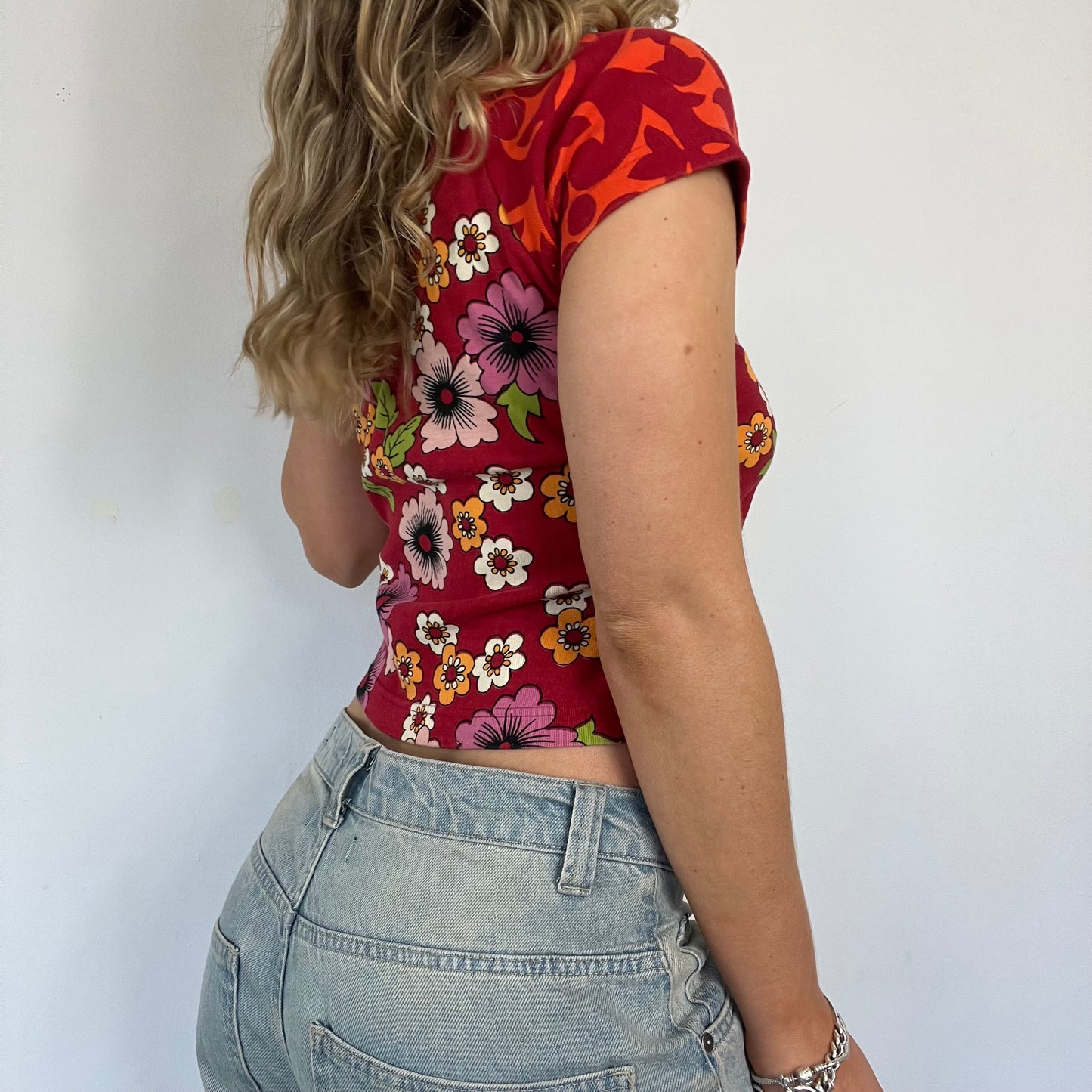 90s graphic baby tee - Size S