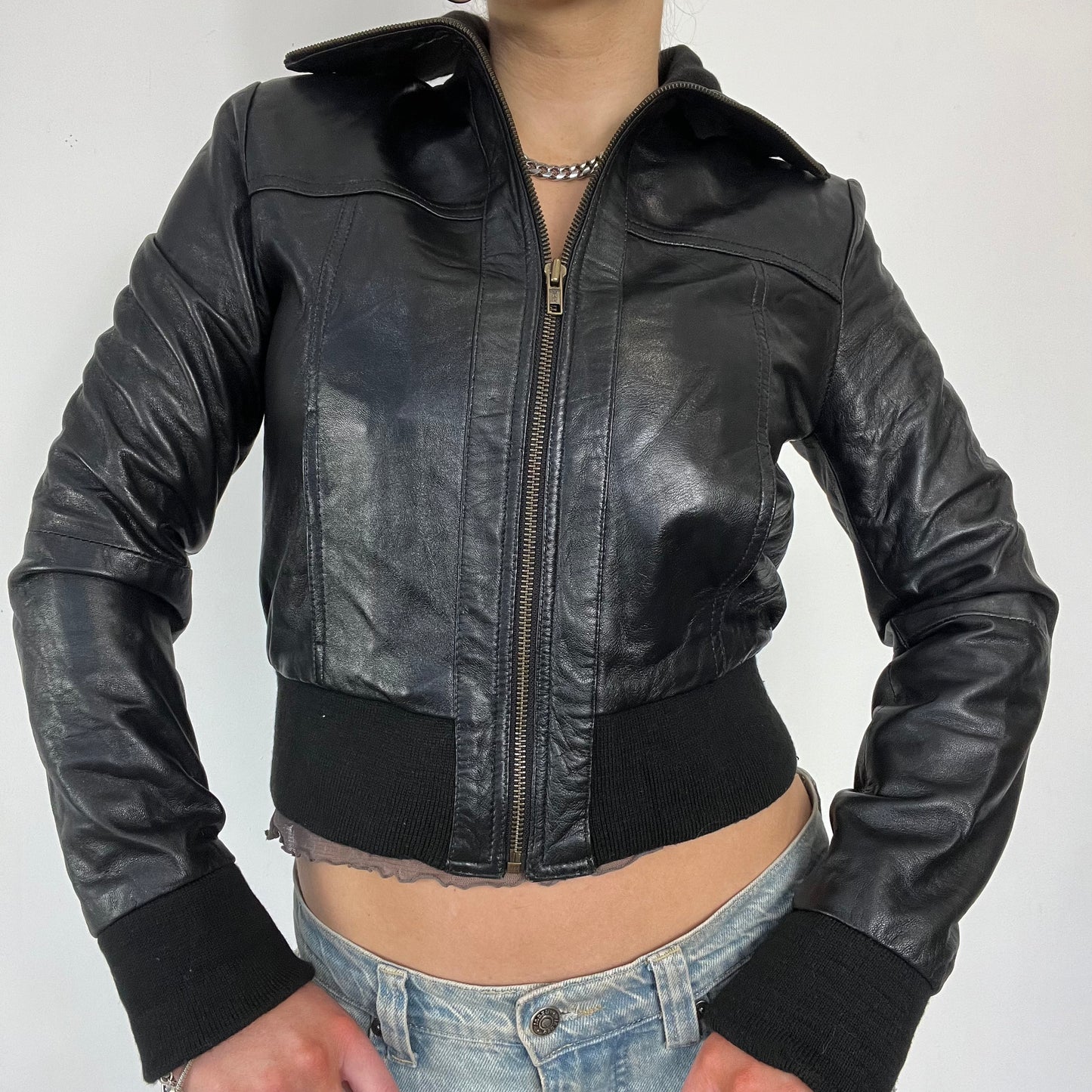 90s black leather bomber jacket - Size S