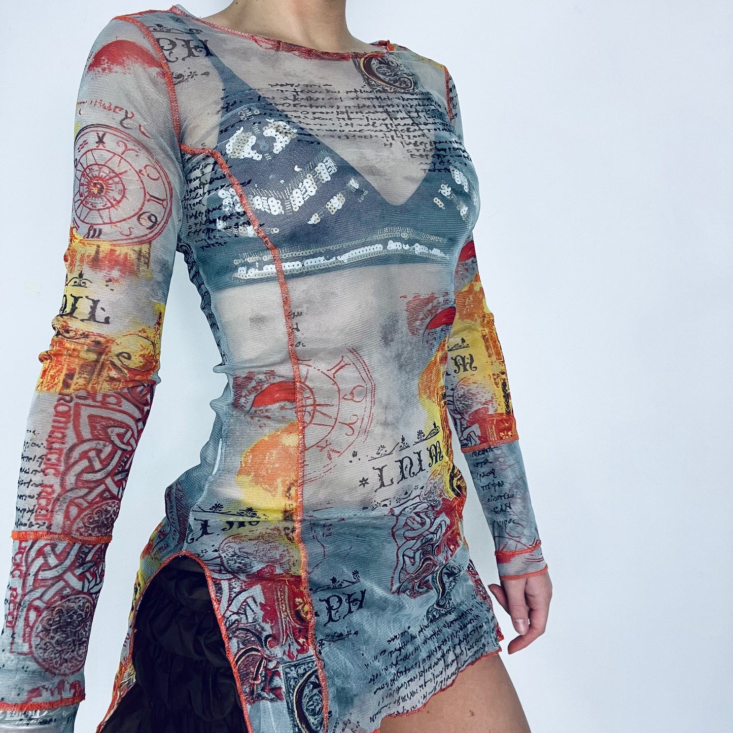 00s vintage graphic mesh long sleeve top - Size S