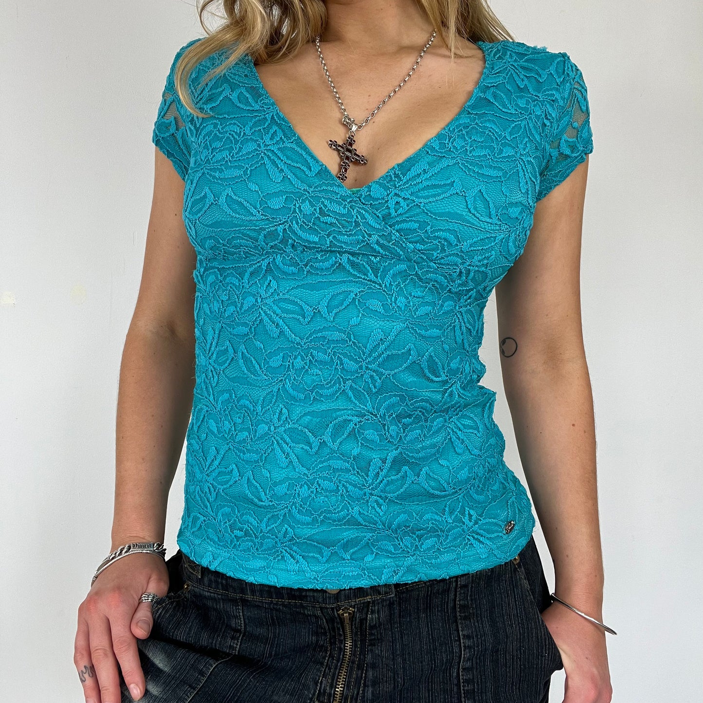 90s Guess turquoise lace top - Size S