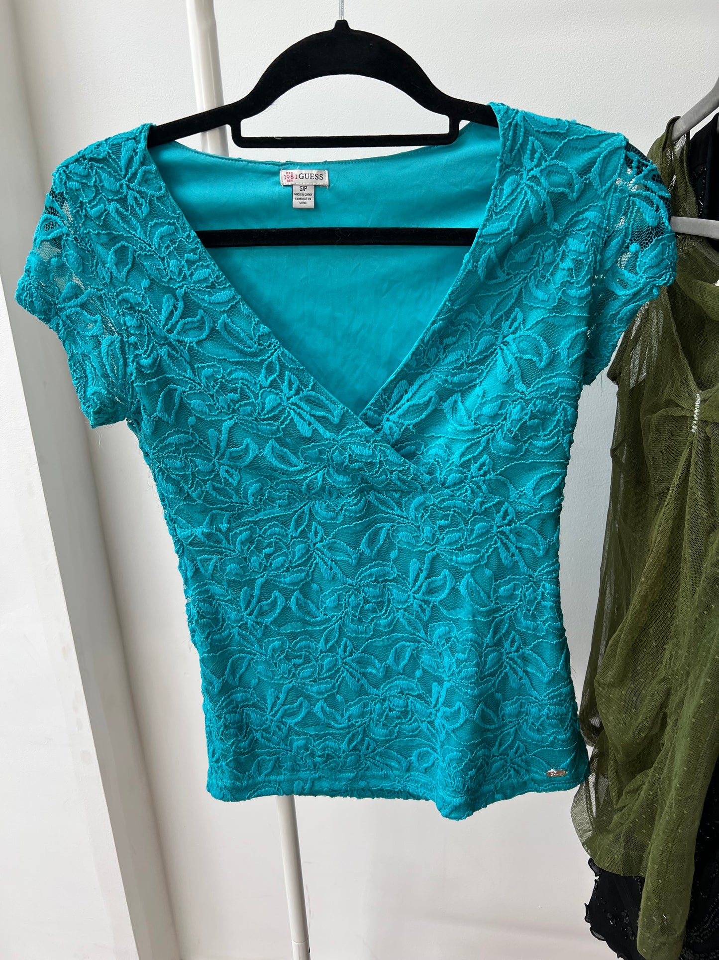 90s Guess turquoise lace top - Size S