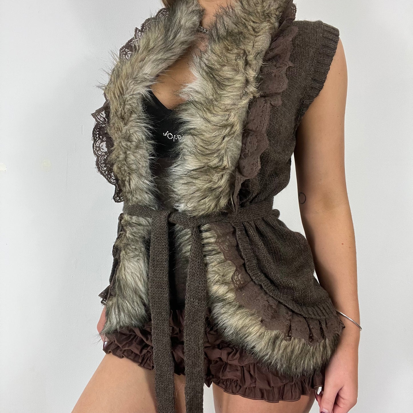 90s fur lace trim tie gilet - Size S/M