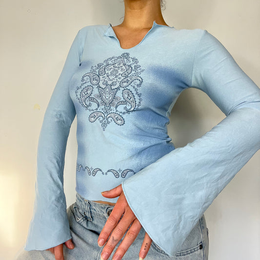 Y2K vintage blue flare sleeve top - Size S