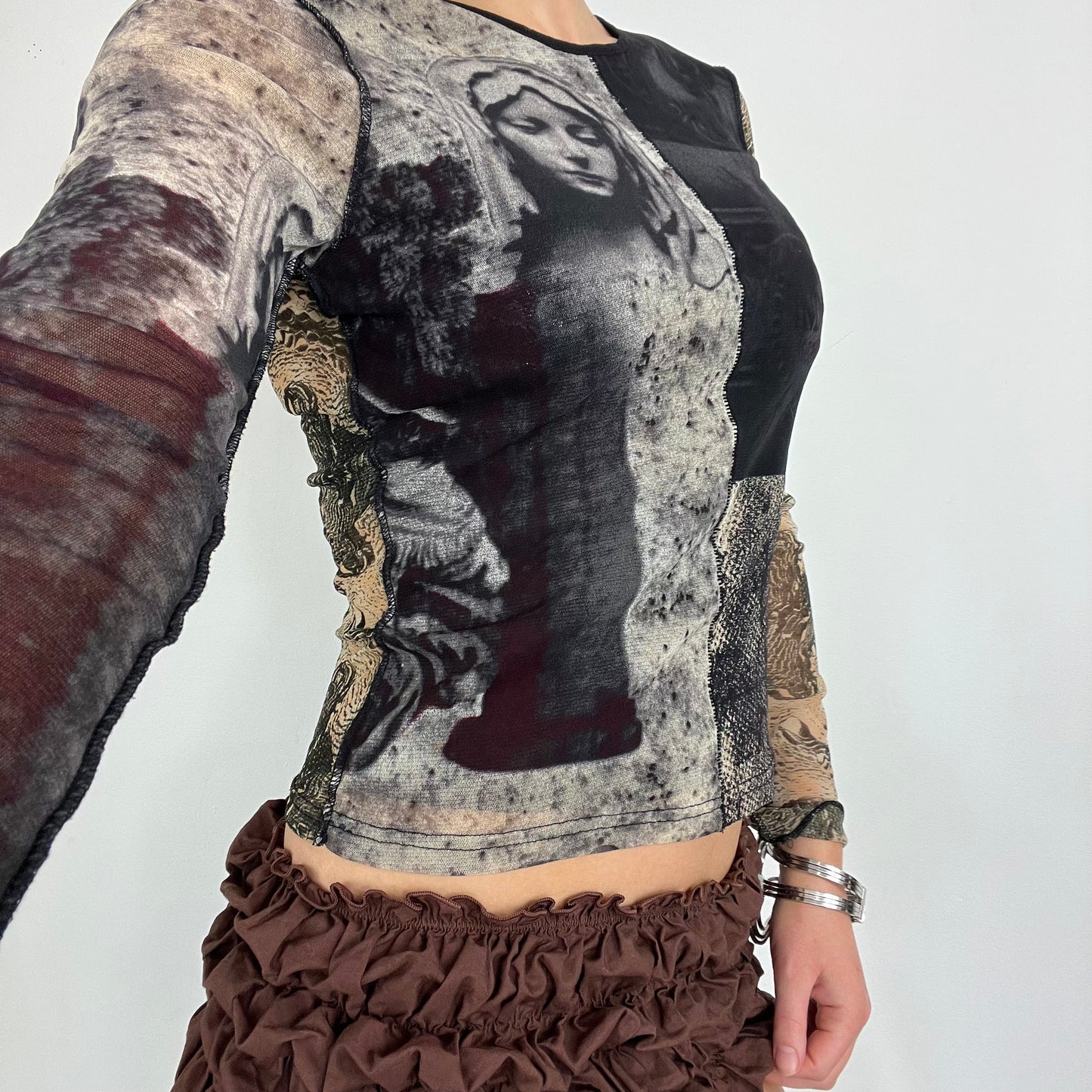00s graphic print mesh long sleeve top - Size S
