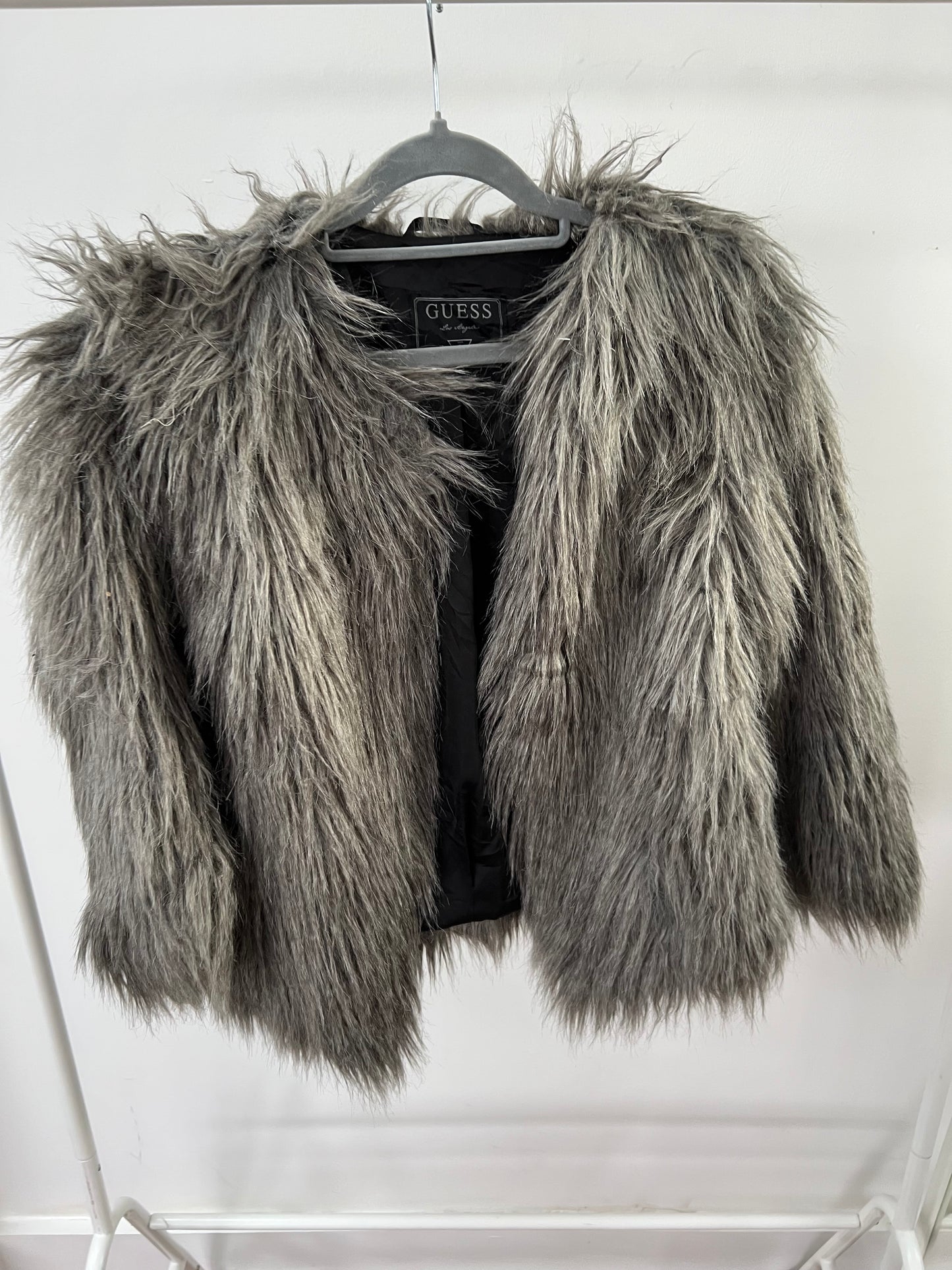 90s Guess faux fur jacket - Size M