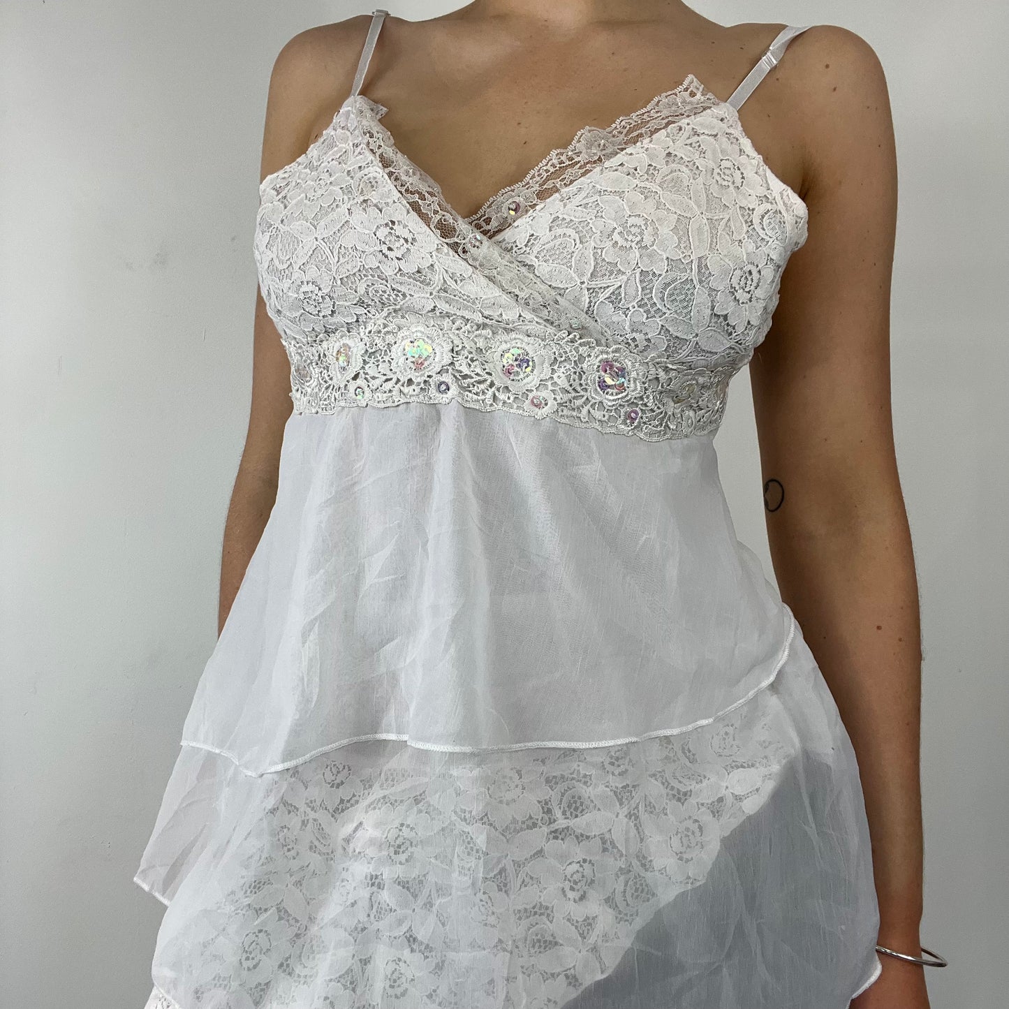 90s white lace flowy cami top - Size S/M