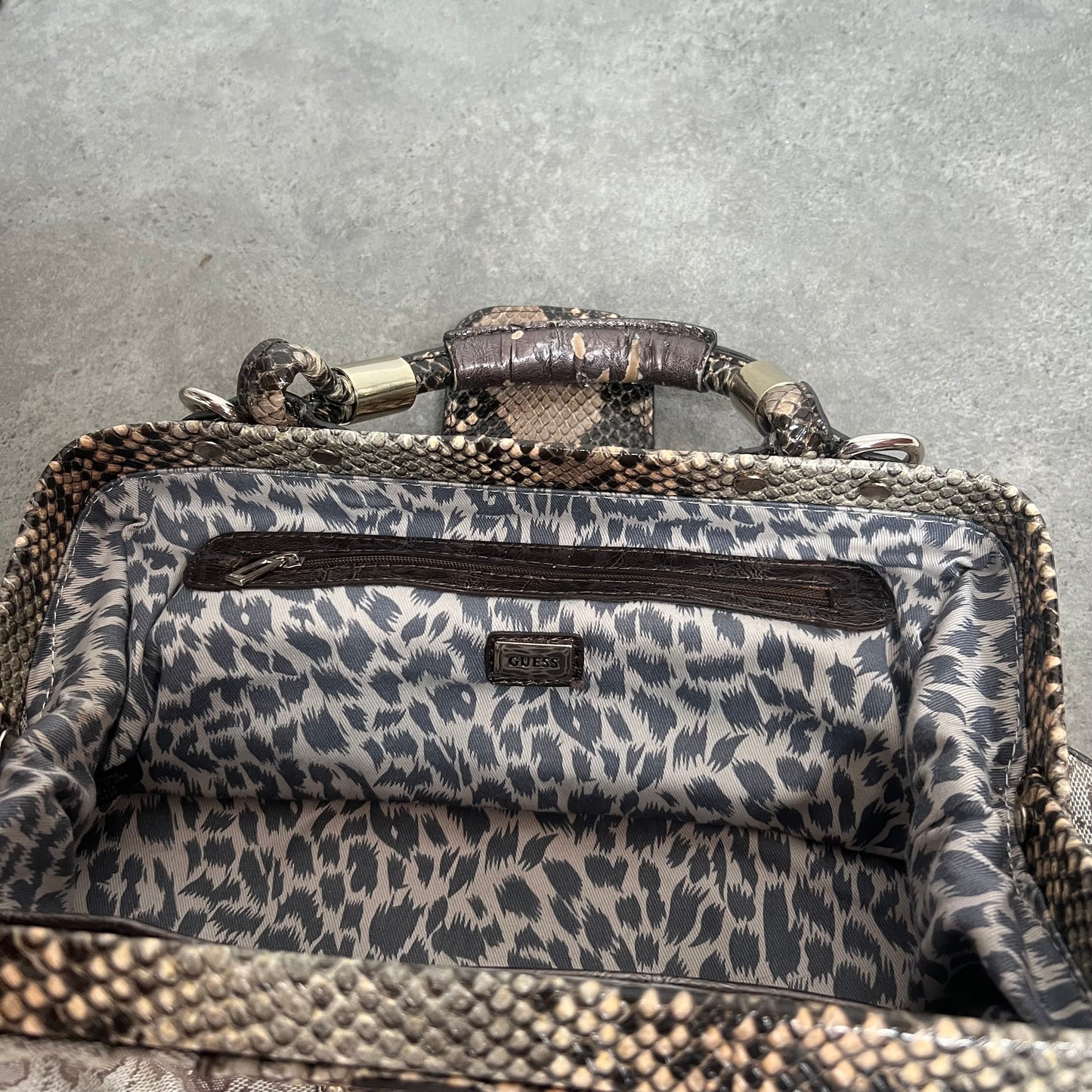 00s Guess bag