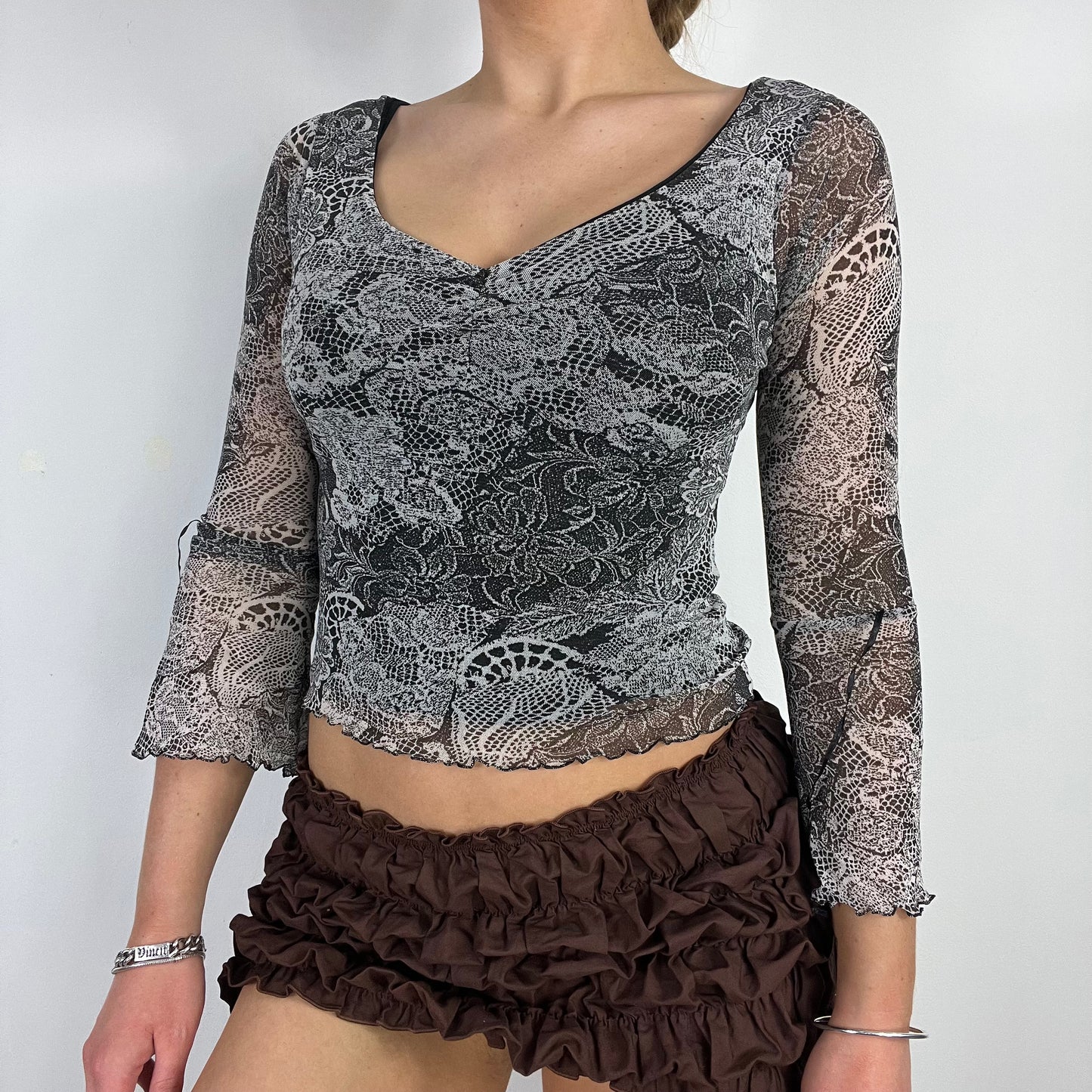 90s grey graphic mesh flare sleeve top - Size S