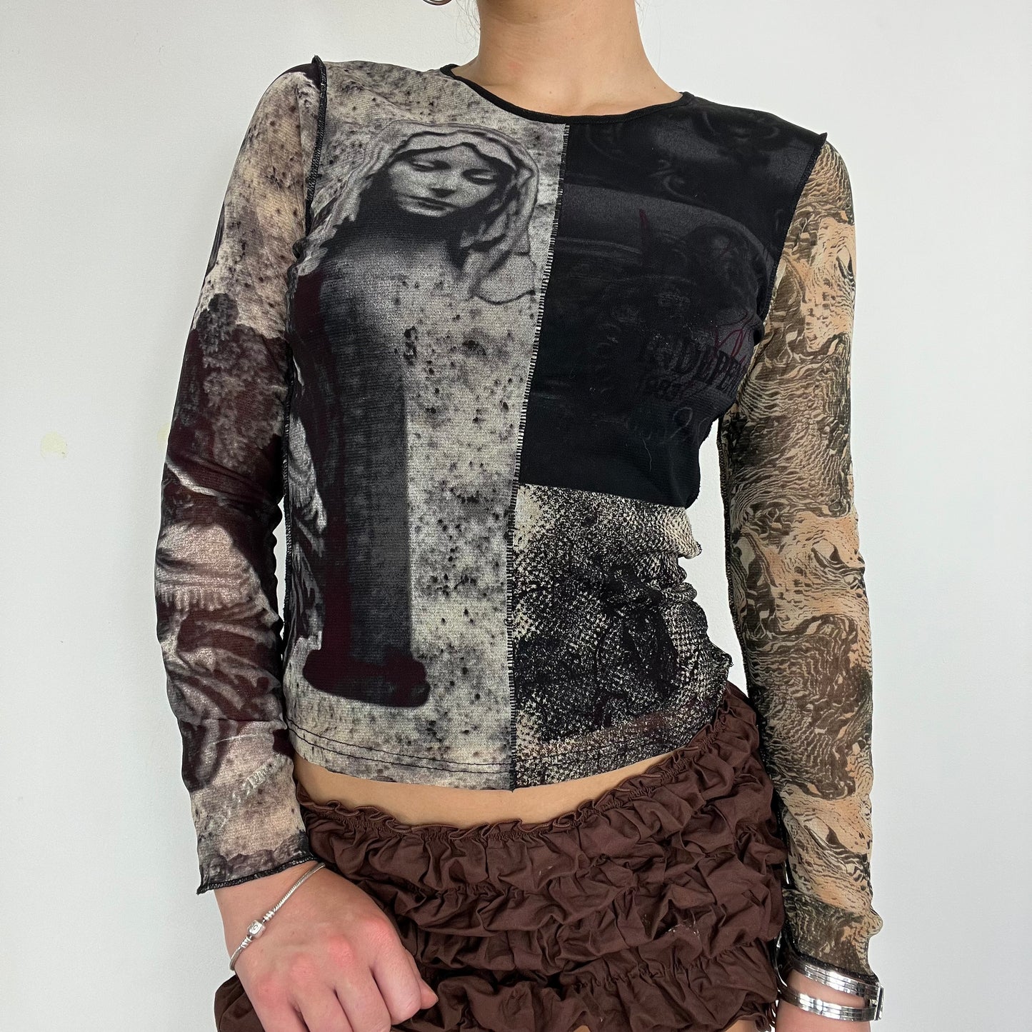 00s graphic print mesh long sleeve top - Size S