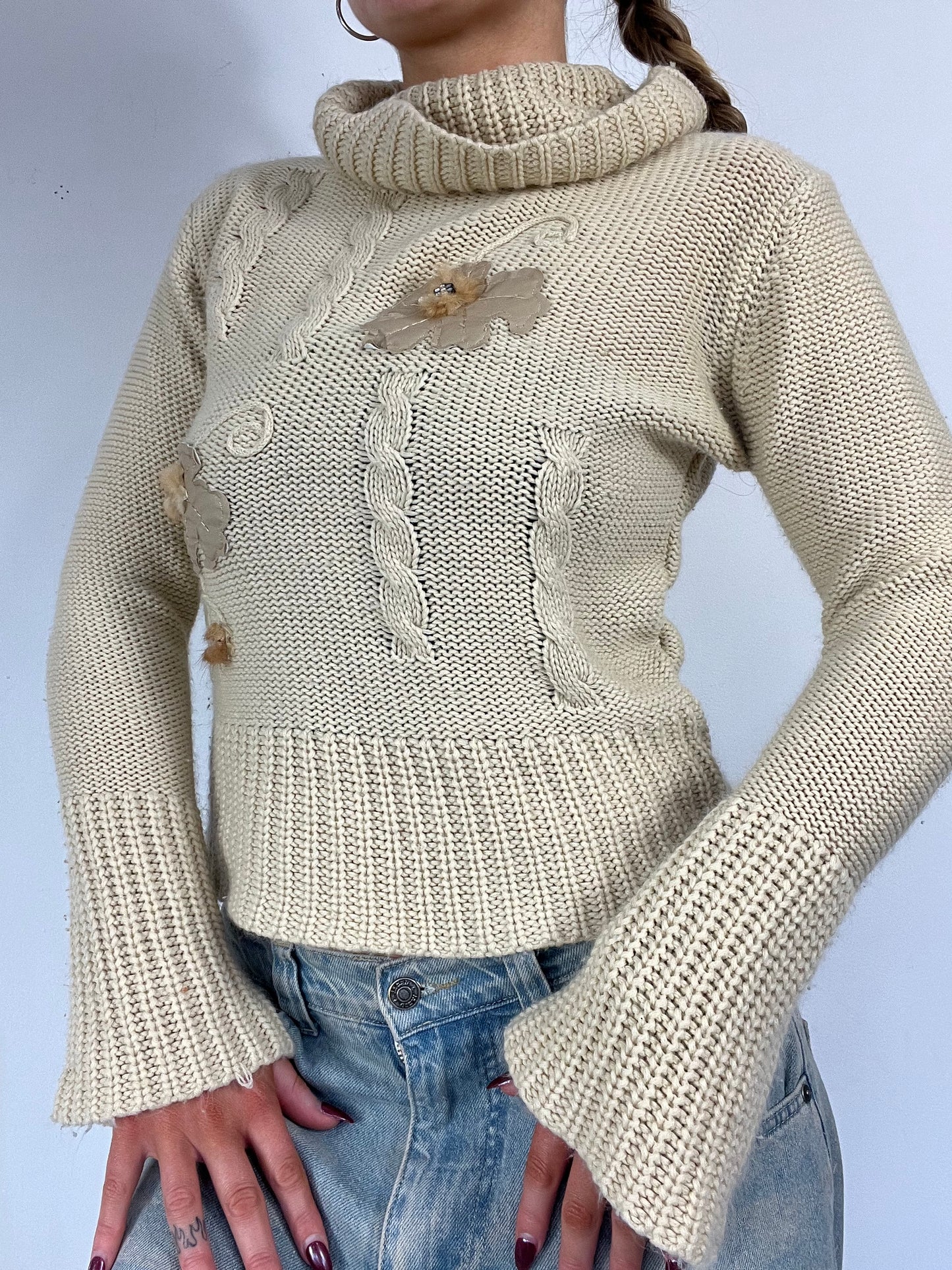 Chunky flared sleeve knit jumper - Size S