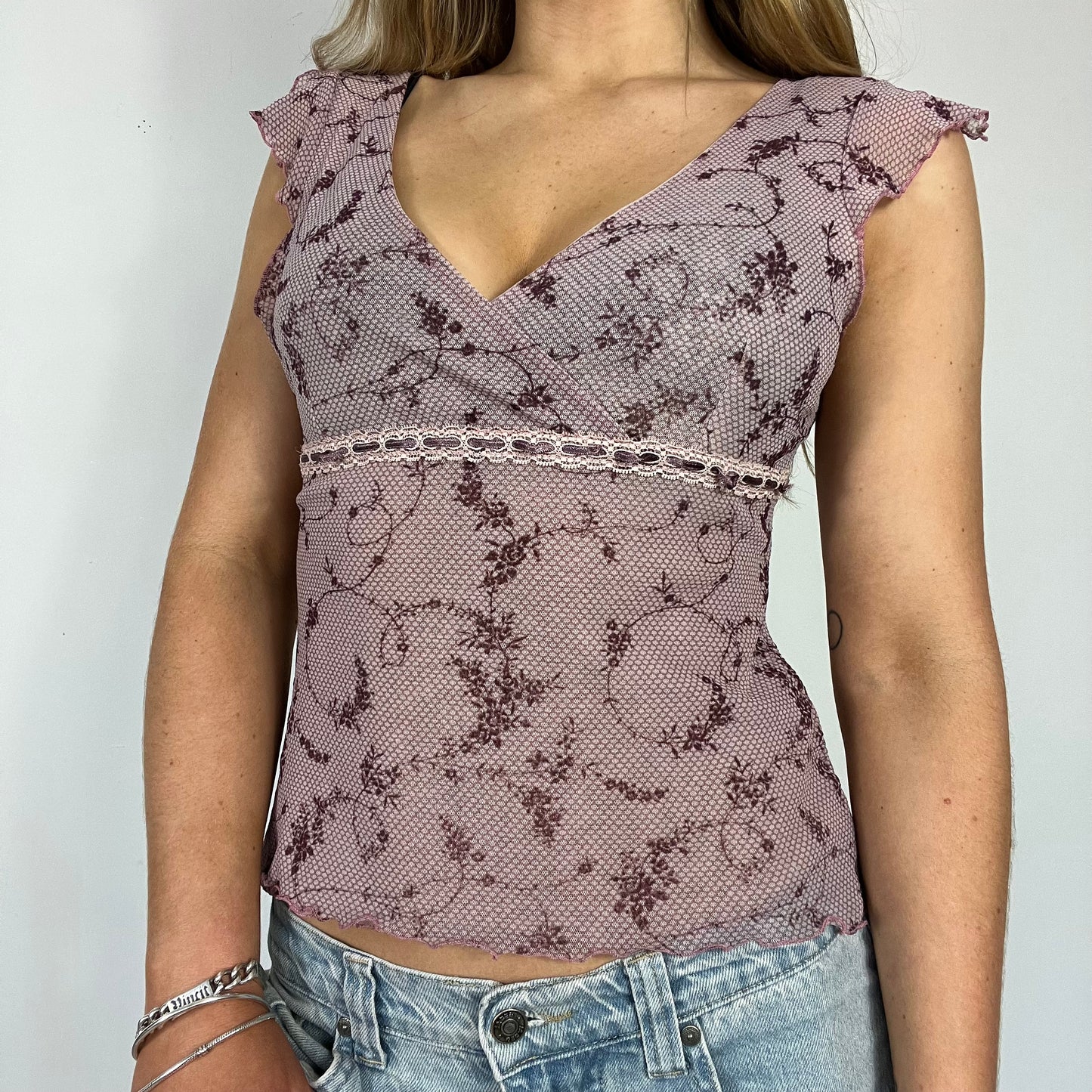 00s vintage pink lace top - Size S