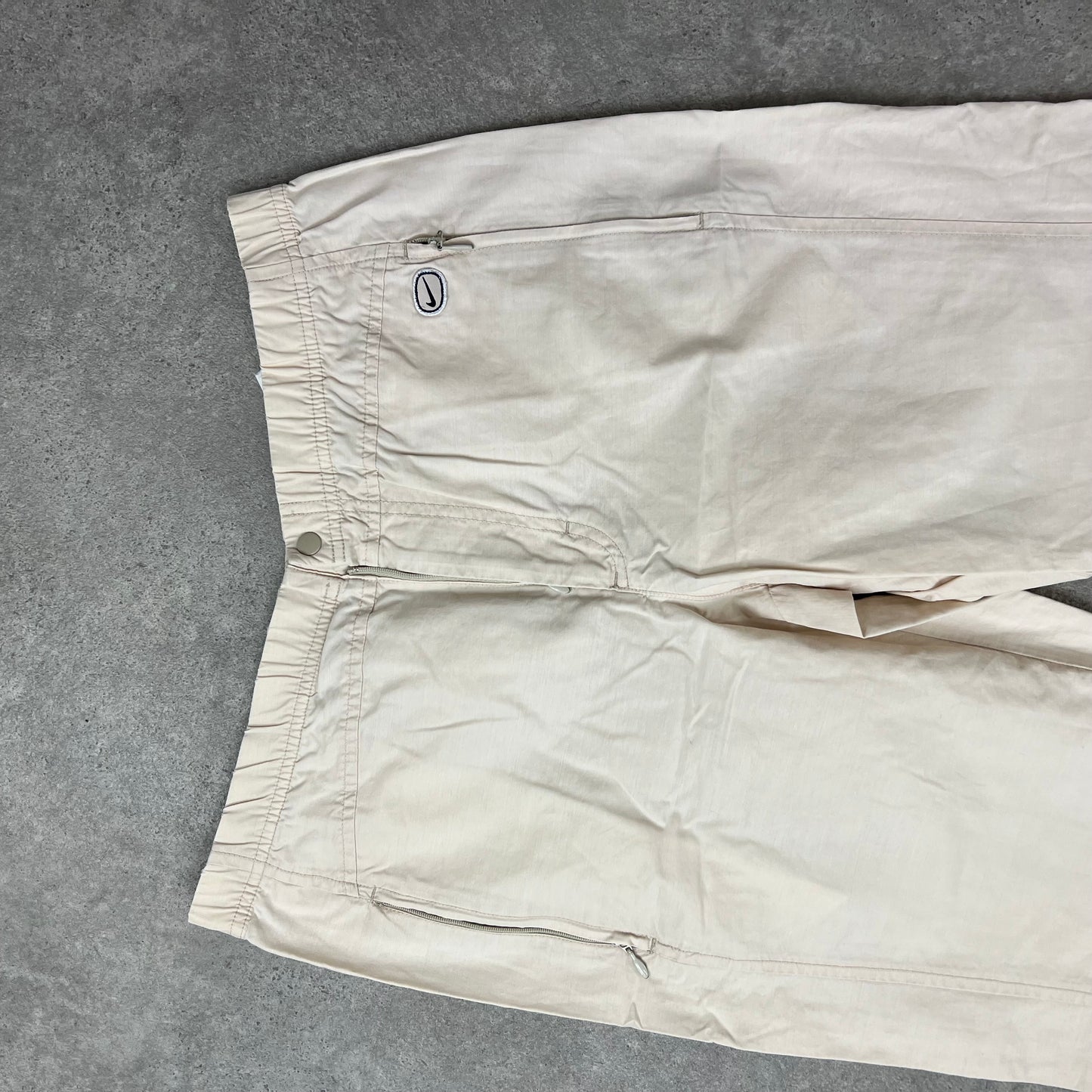 NIKE beige lightweight cargo pants