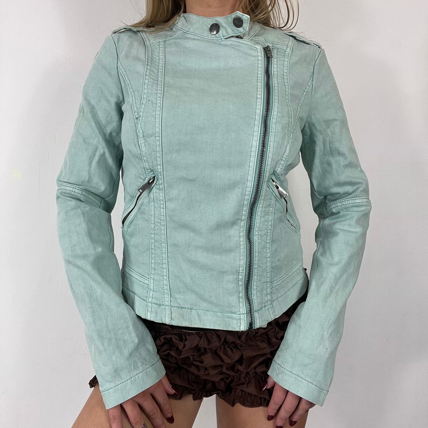 90s Espirit light blue asymmetrical zip cargo jacket - Size M