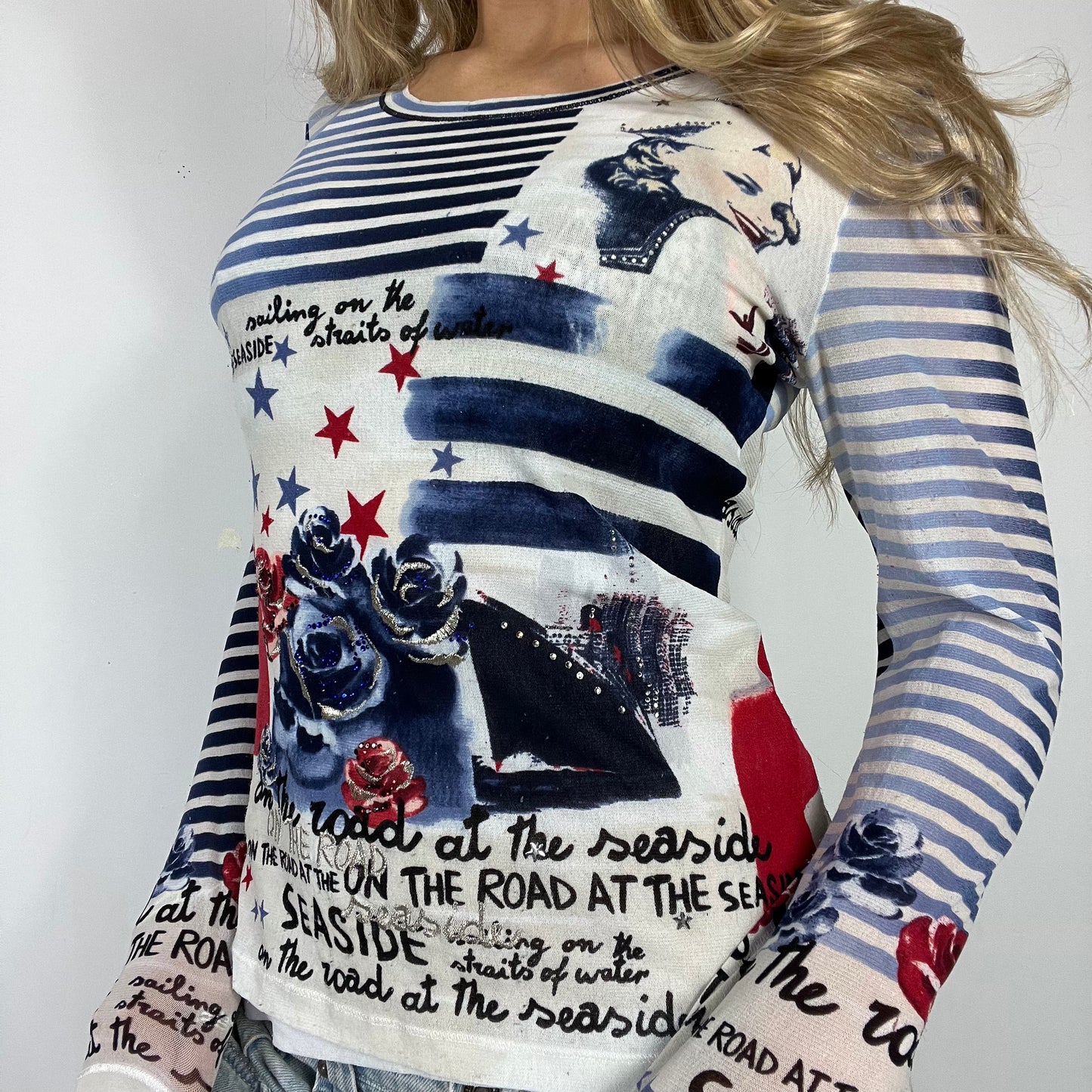 00s vintage graphic mesh long sleeve top - Size S/M