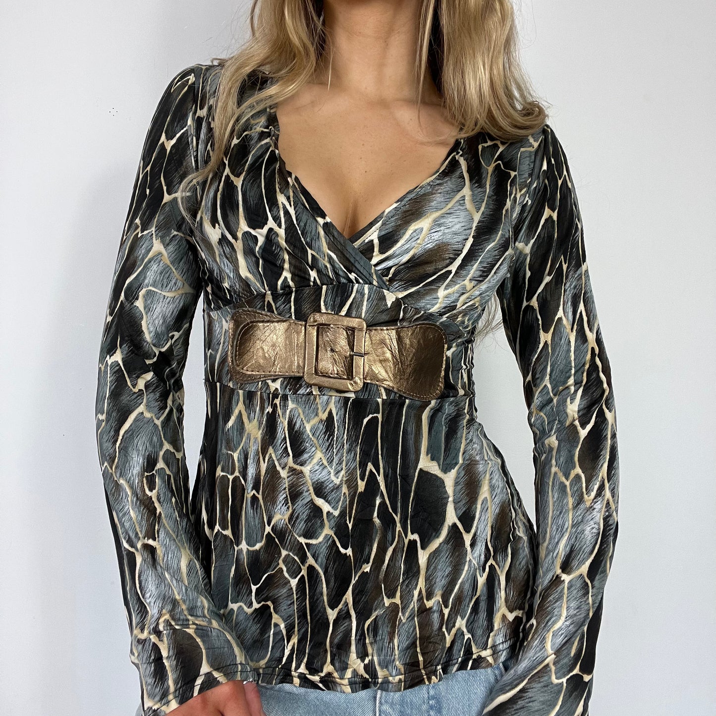 00s vintage long sleeve buckle top - Size S