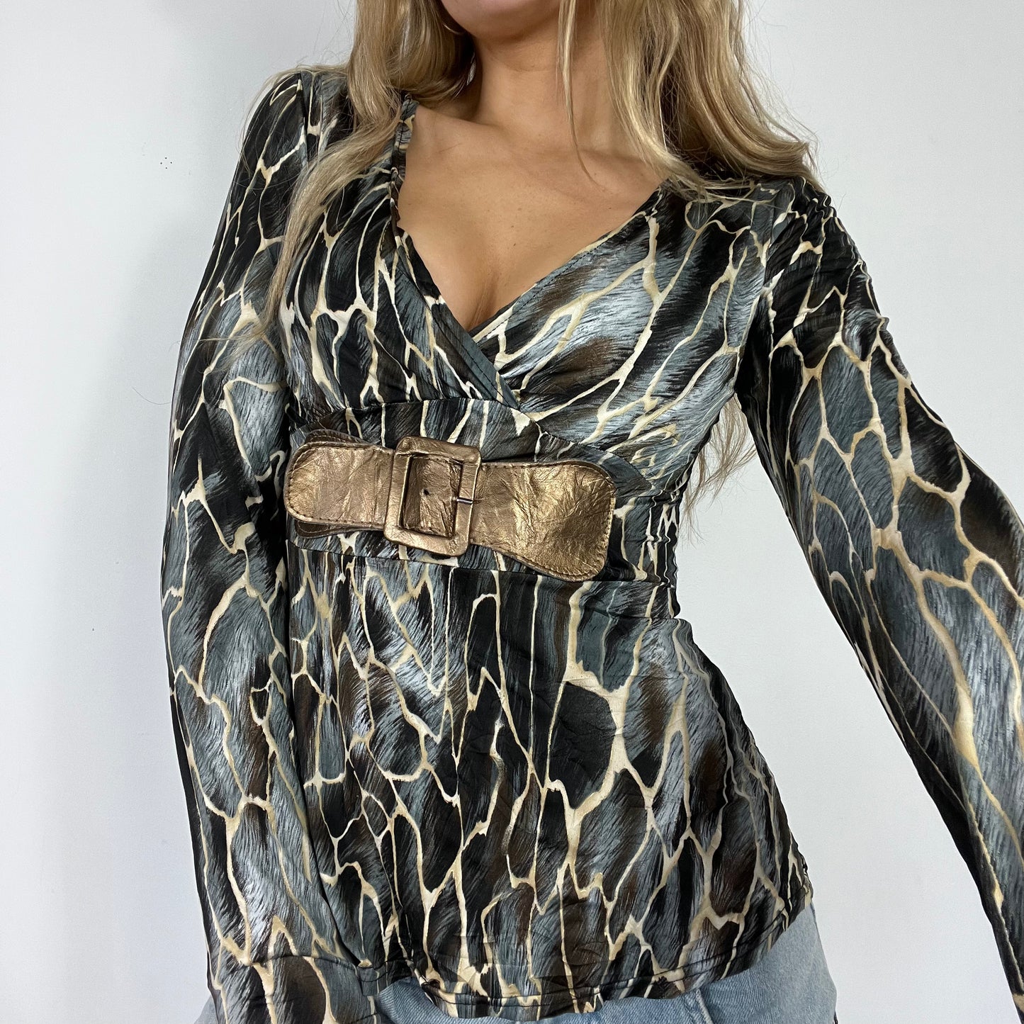 00s vintage long sleeve buckle top - Size S
