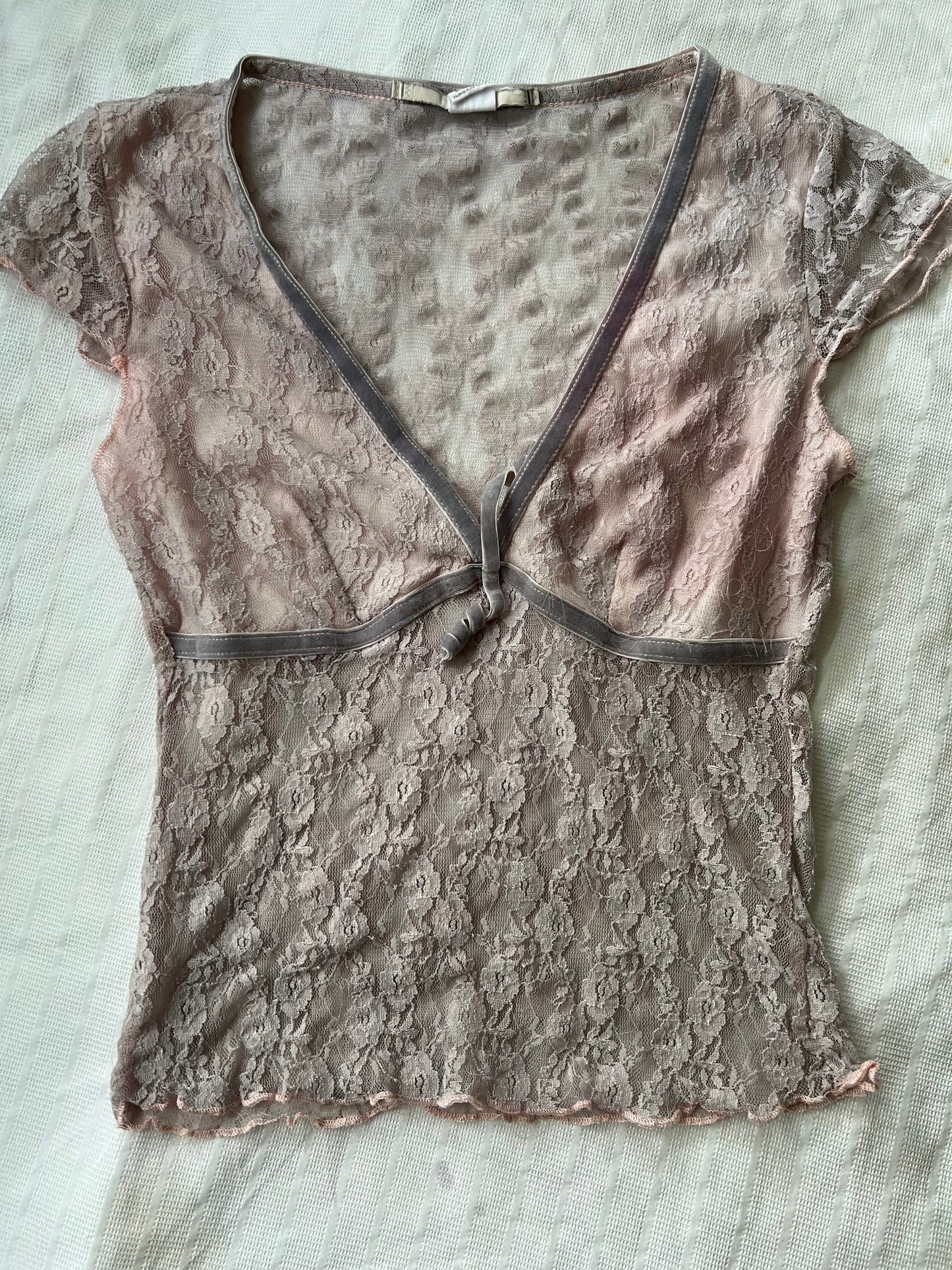 00s lace cami top - Size S