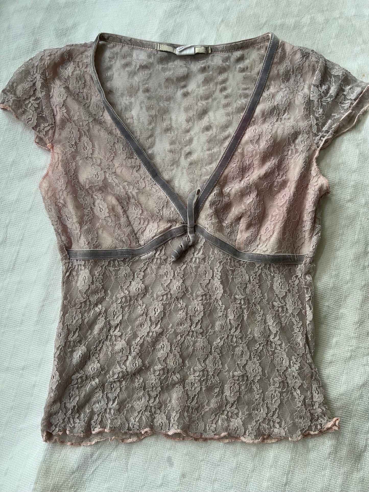 00s lace cami top - Size S