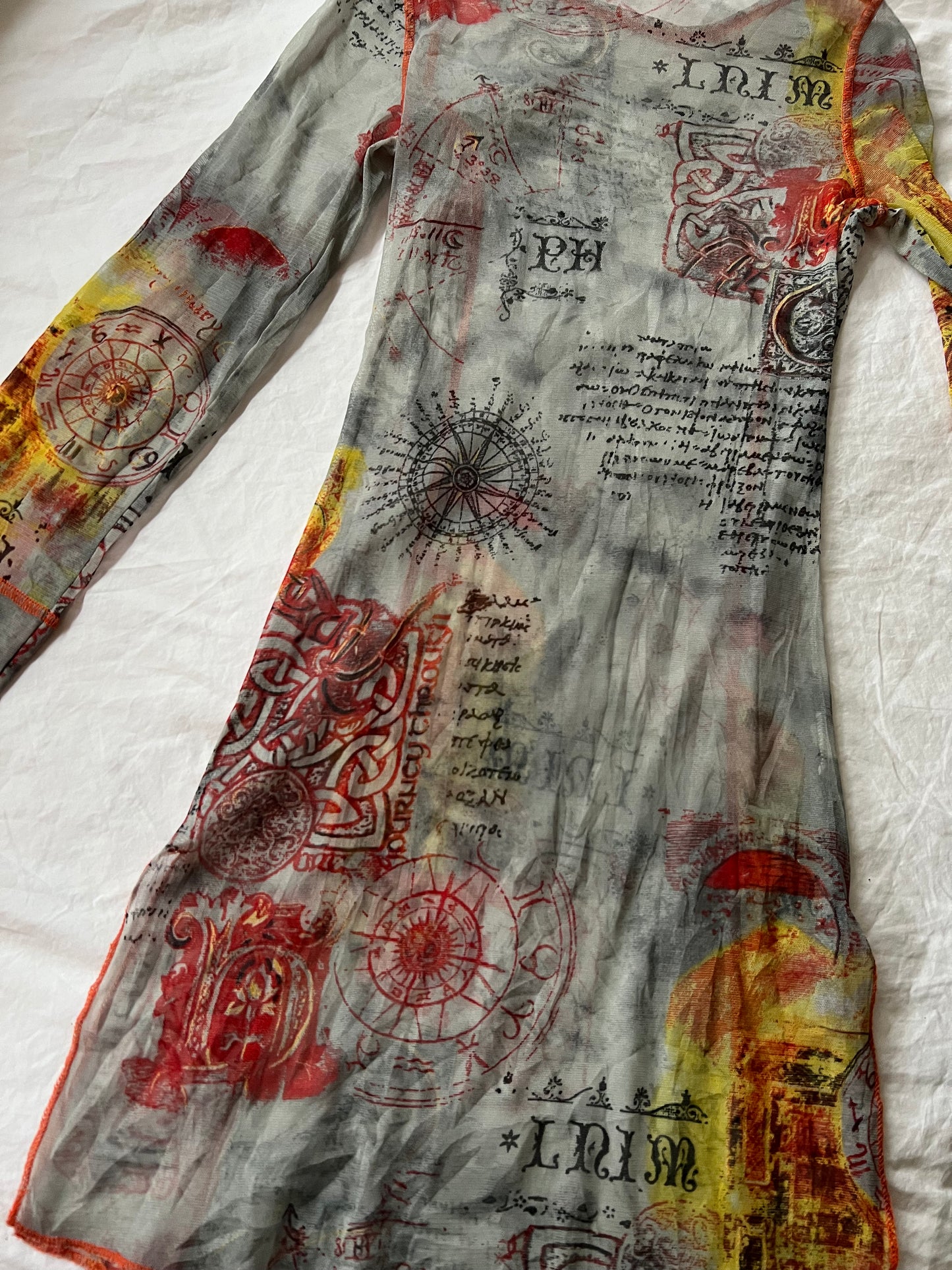 00s vintage graphic mesh long sleeve top - Size S