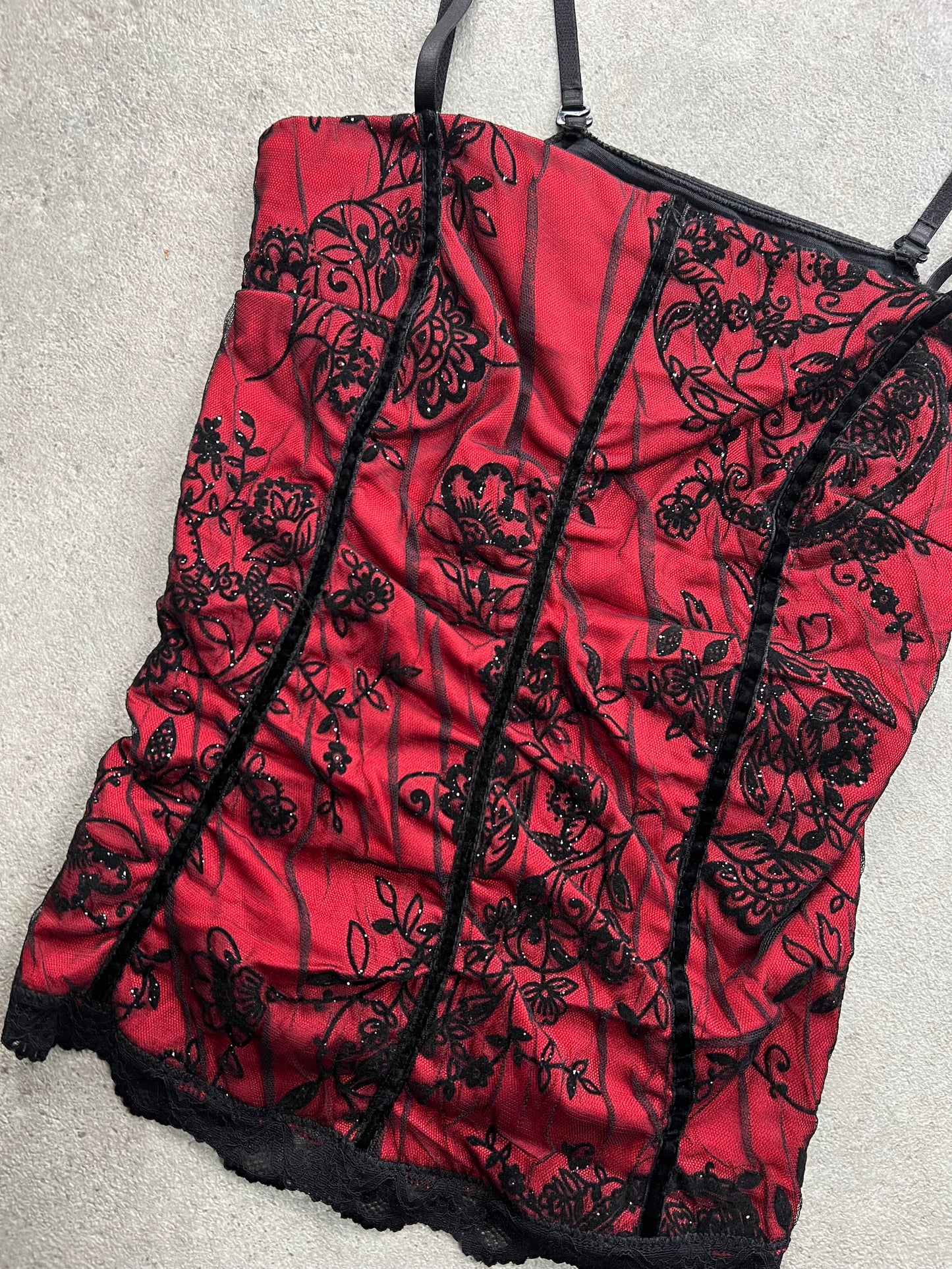 00s Red Lace Mesh Layered Vest Top - M