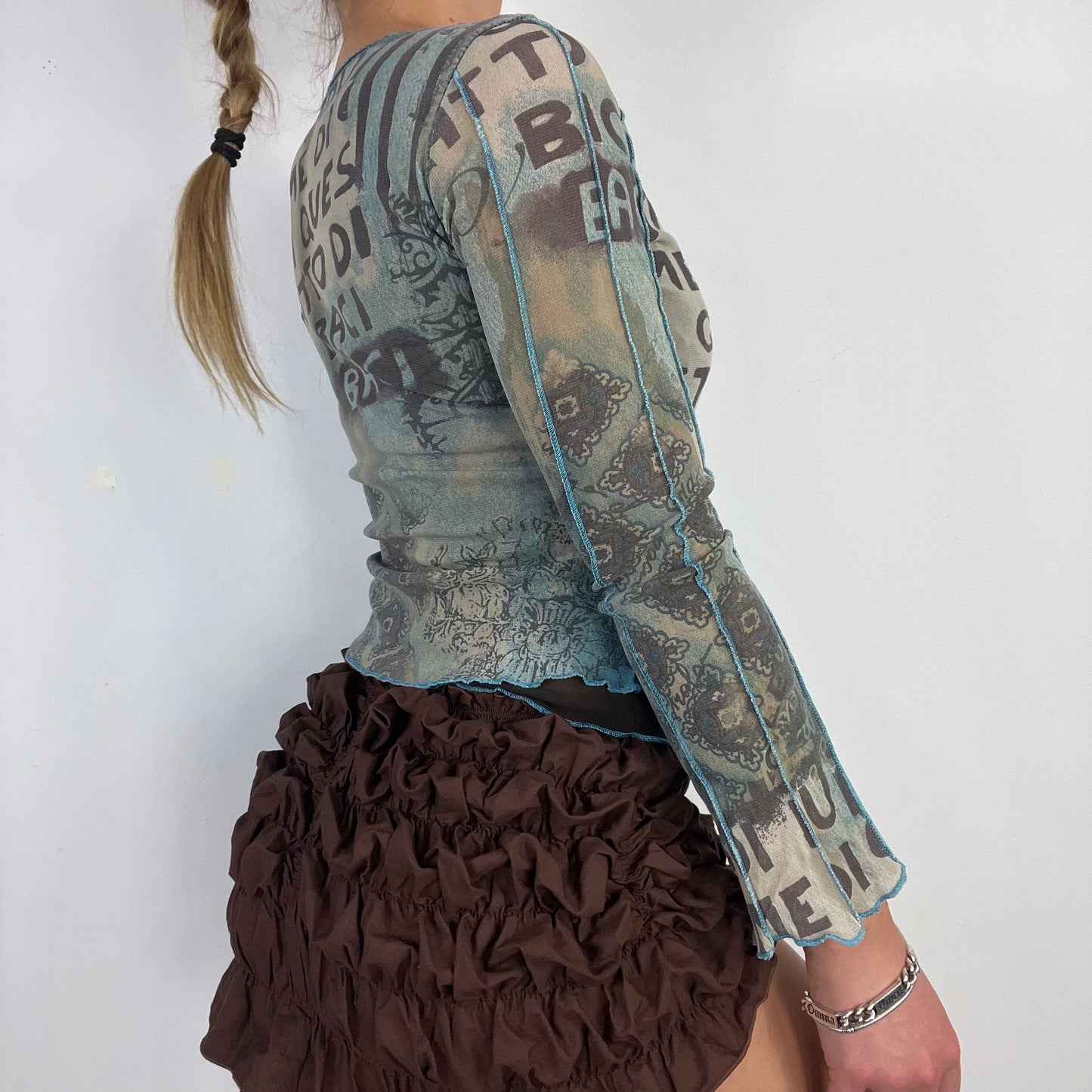 00s long sleeve graphic mesh top - Size S