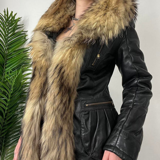 Fur trim fitted jacket