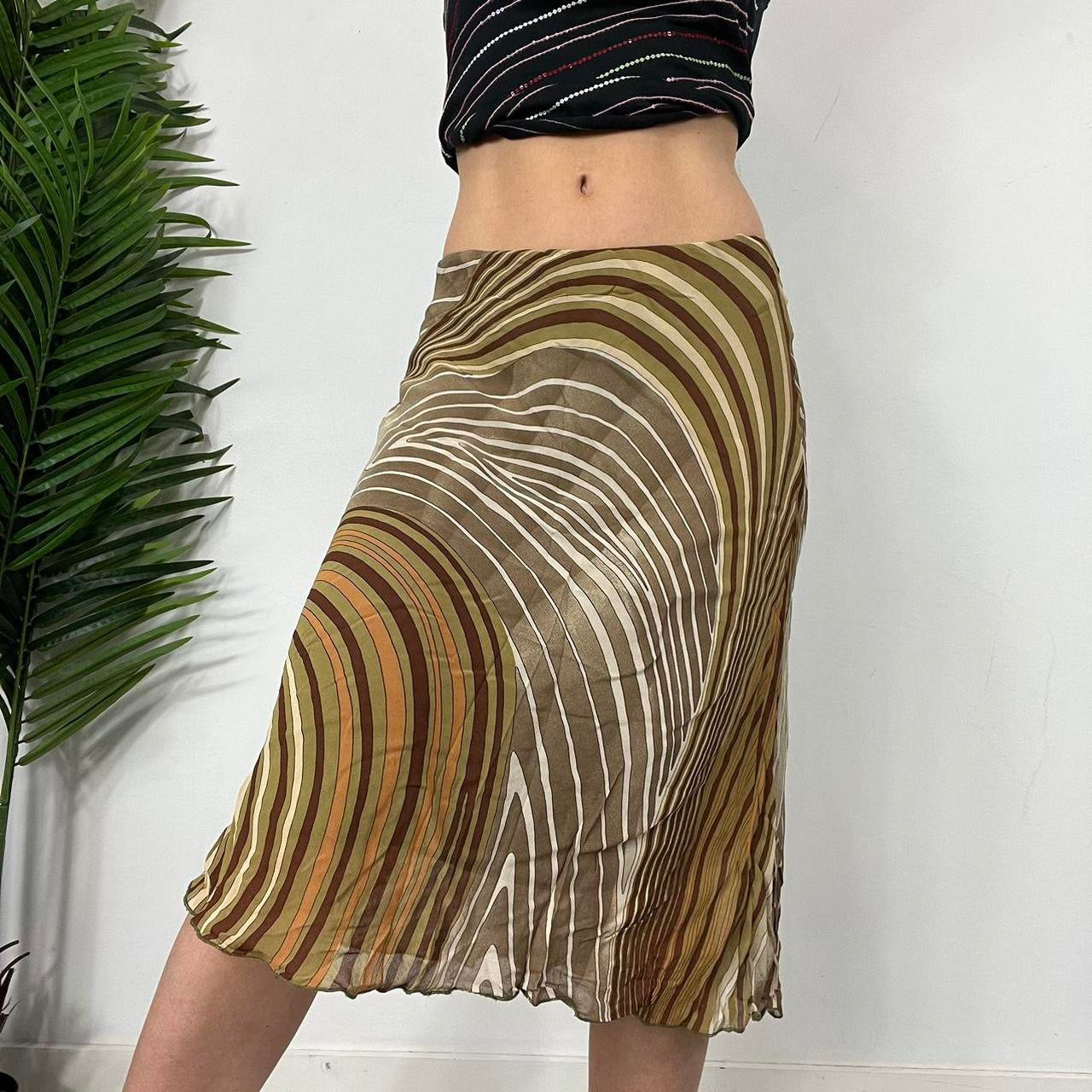 90s Mesh Patterned Brown Midaxi Skirt