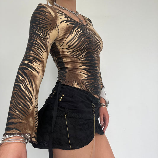 Long Sleeve Tiger Print Scoop Neck Top - S