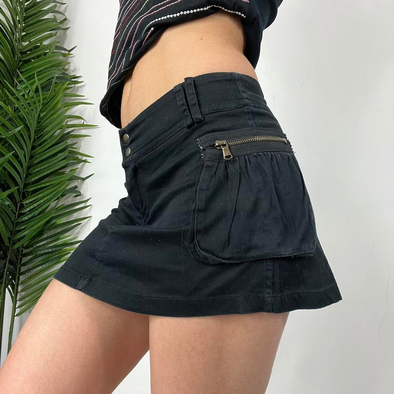 90s Black Pleated Mini Zipper Skirt