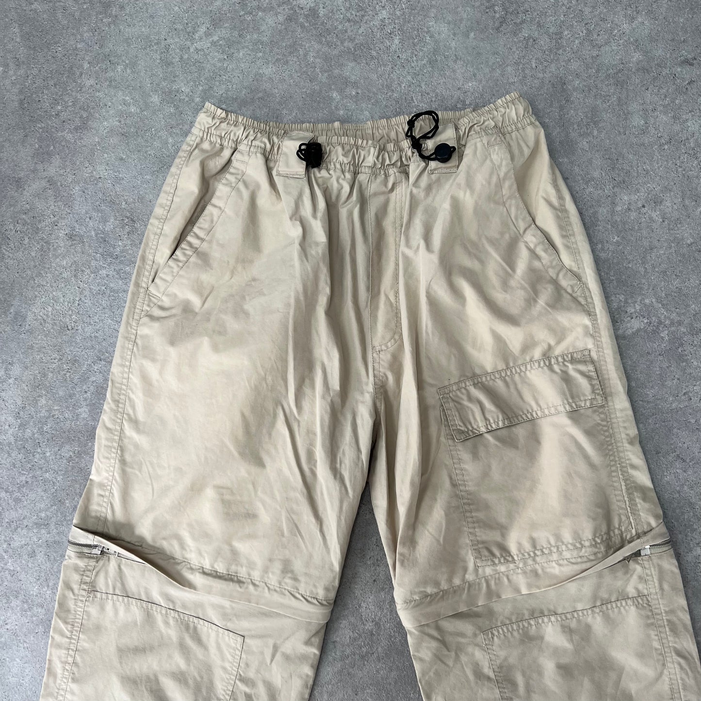 90s toggle beige cargo trousers