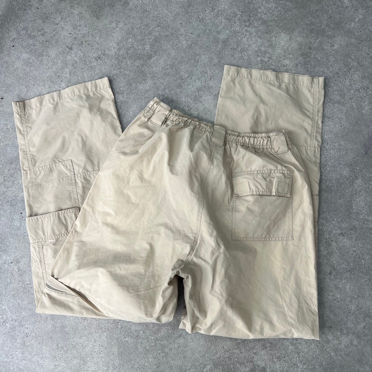 90s toggle beige cargo trousers