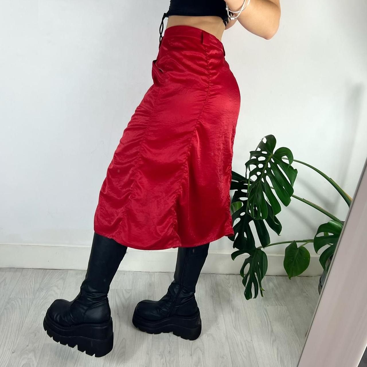 zenden true vintage red ruched midi