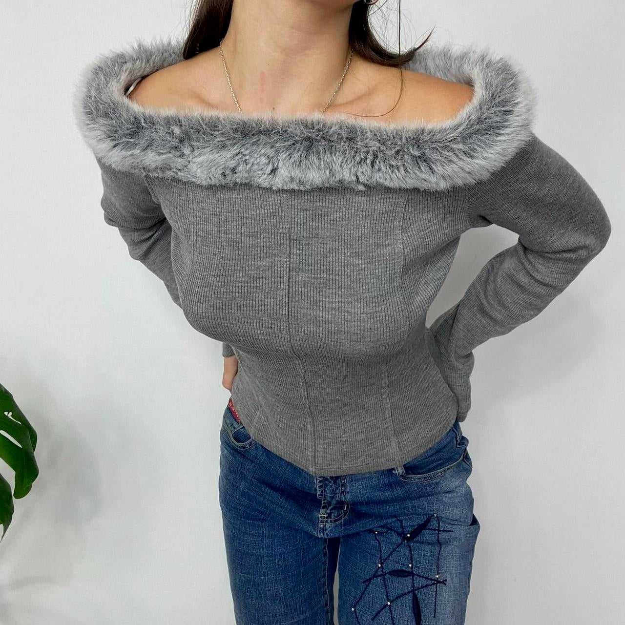 Fur trim jumper