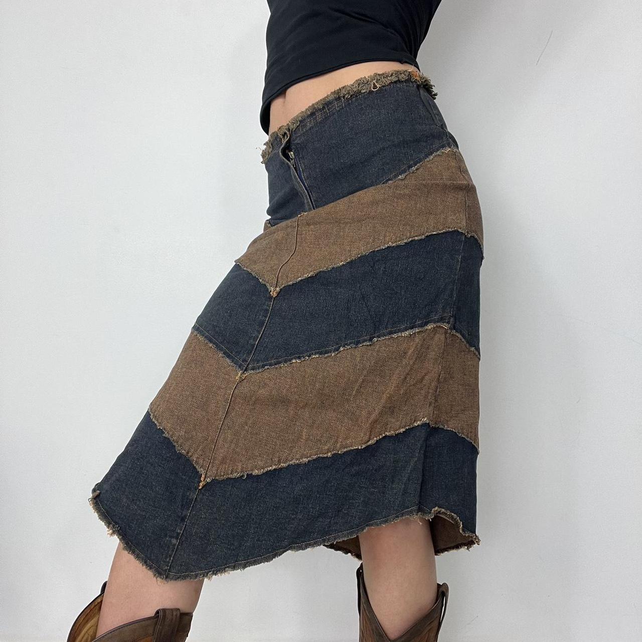 Midaxi skirt with zig zag